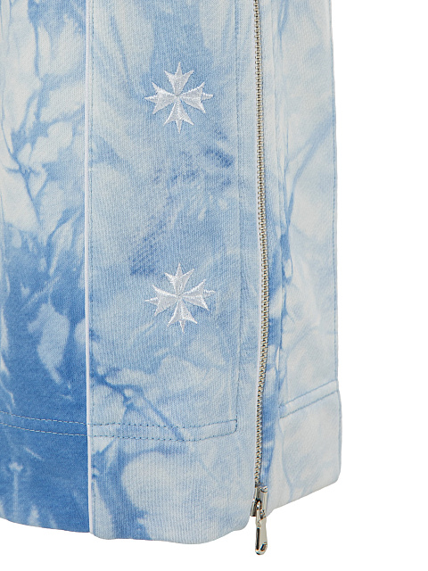 Голубой костюм tie-dye с укороченной толстовкой и вышивкой в виде васильков, 6 Голубой костюм tie-dye с укороченной толстовкой и вышивкой в виде васильков, 6