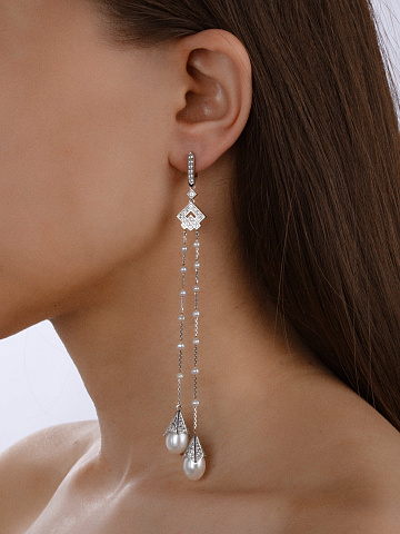 Серьги из белого золота с топазами и жемчугом, 2